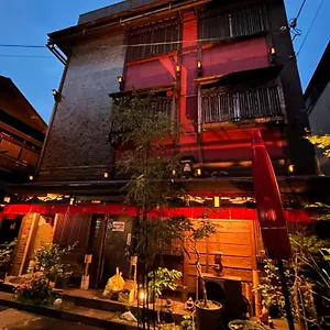Benidaruma - Ichigo Daifuku アパート 京都市